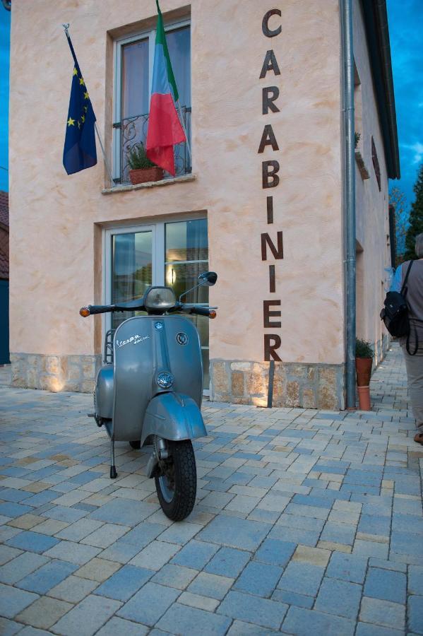 Casa Dei Carabinieri Hotel Merchweiler Bagian luar foto