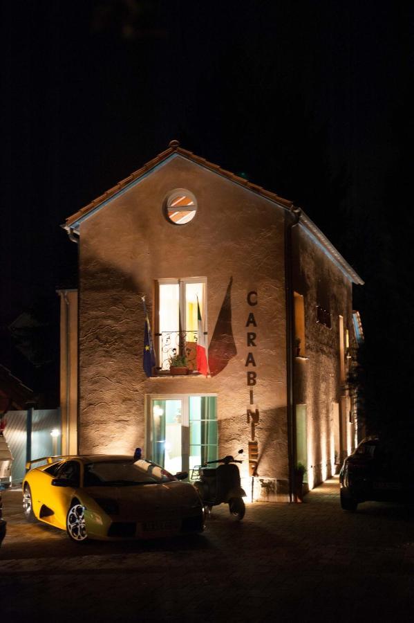 Casa Dei Carabinieri Hotel Merchweiler Bagian luar foto